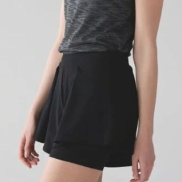 Lululemon Cruiser Short Black Size 4 With Compression - Picture 1 of 10